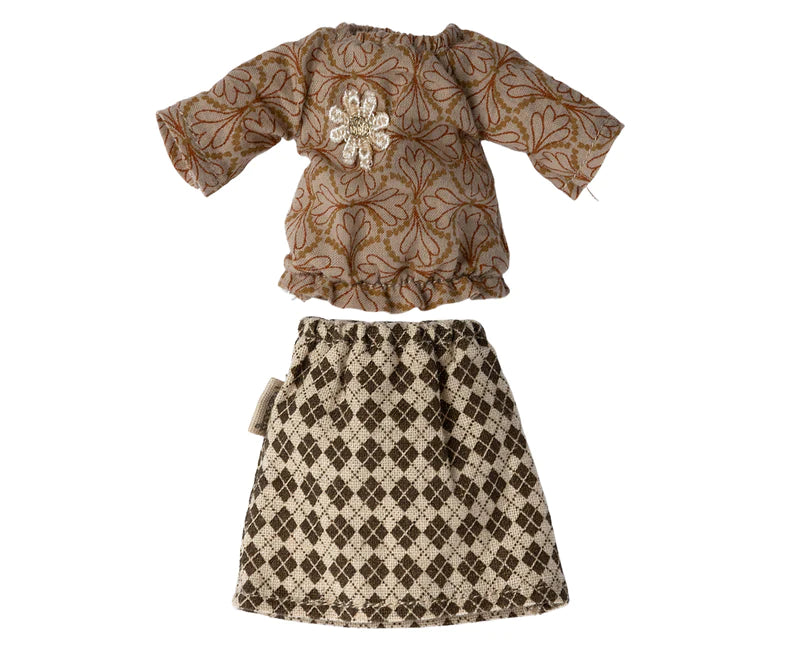 Grandma & Granddad Clothes