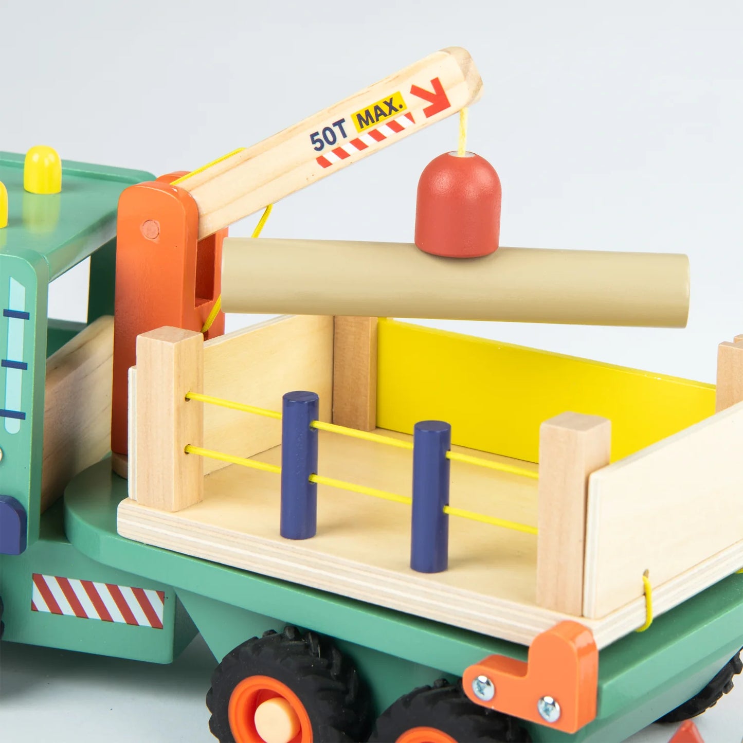 Avenue du Moulin - Forestry Truck