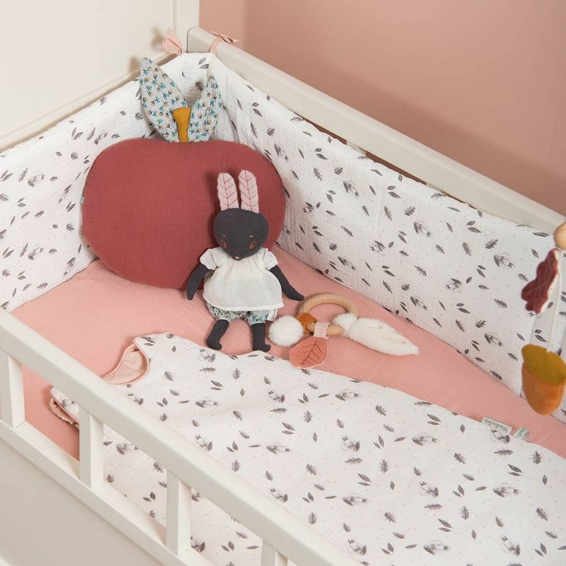 Apres la Pluie - Apple Cushion