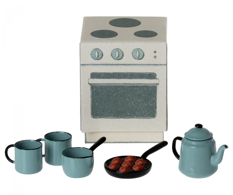 Madam Blue's Favorites - Cooking Set