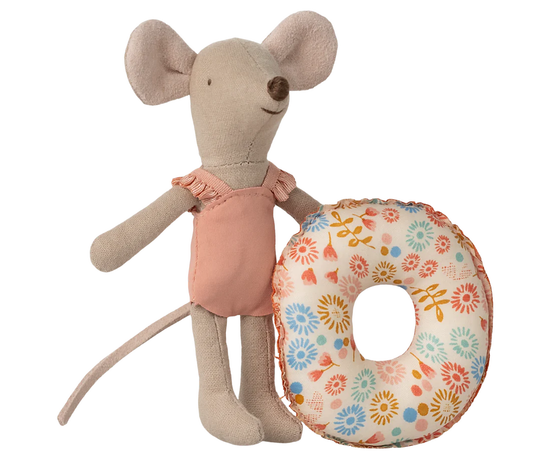 Beach Mouse with Float - Little Sister