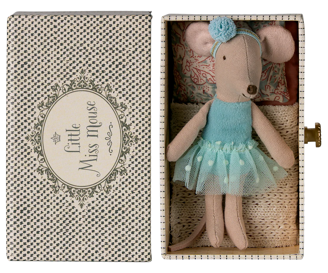 Dance Mouse in Daybed- Little Sister