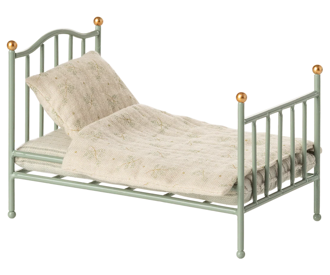 Vintage Single Bed for Mouse - Mint