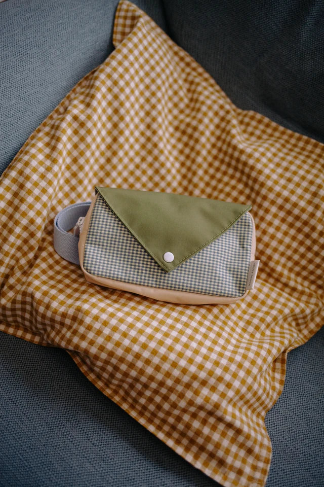 Fanny Pack Small Envelope - Apple Juice