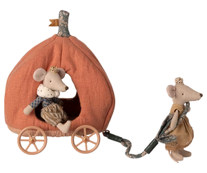 Pumpkin carriage-Mouse