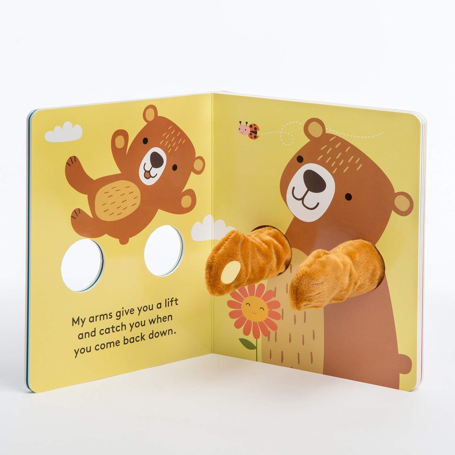 Hug Me Little Bear: Finger Puppet Book (Baby's First Book, Animal Books for Toddlers, Interactive Books for Toddlers)