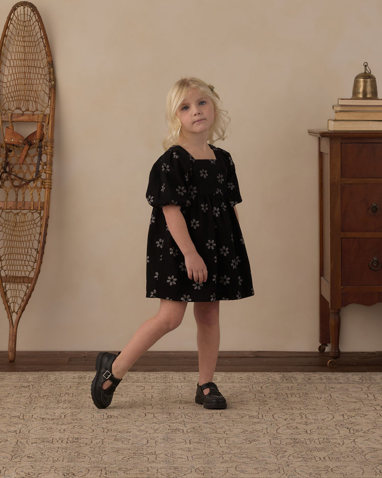 Gretta Babydoll Dress Black Daisy