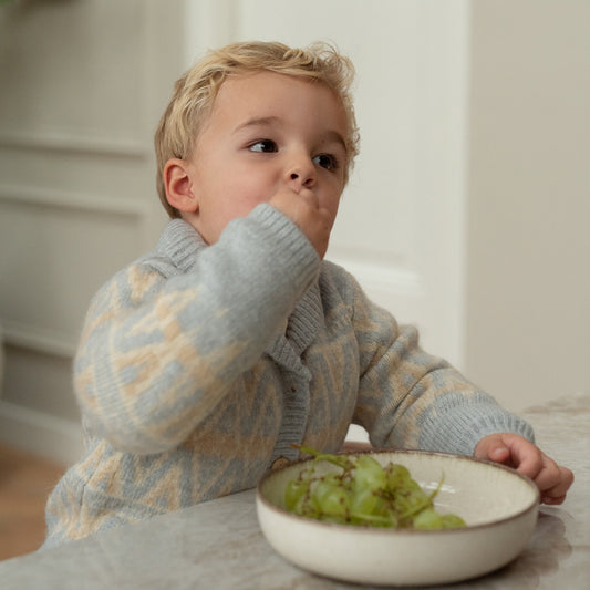 Dirkje boys’ cardigan, grey, knitted patterns
