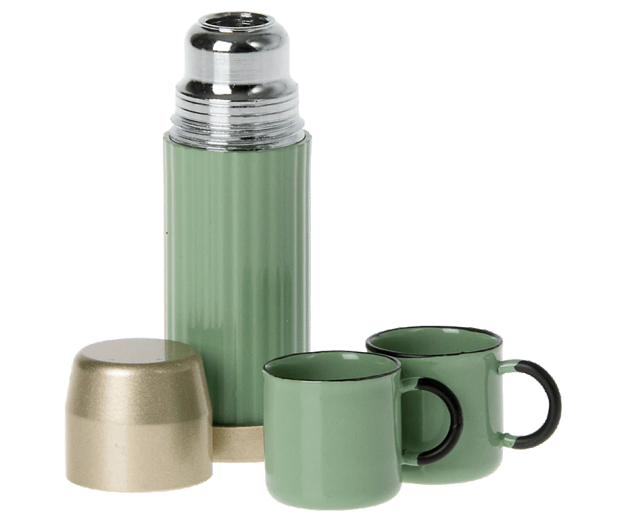 Thermos + Cups